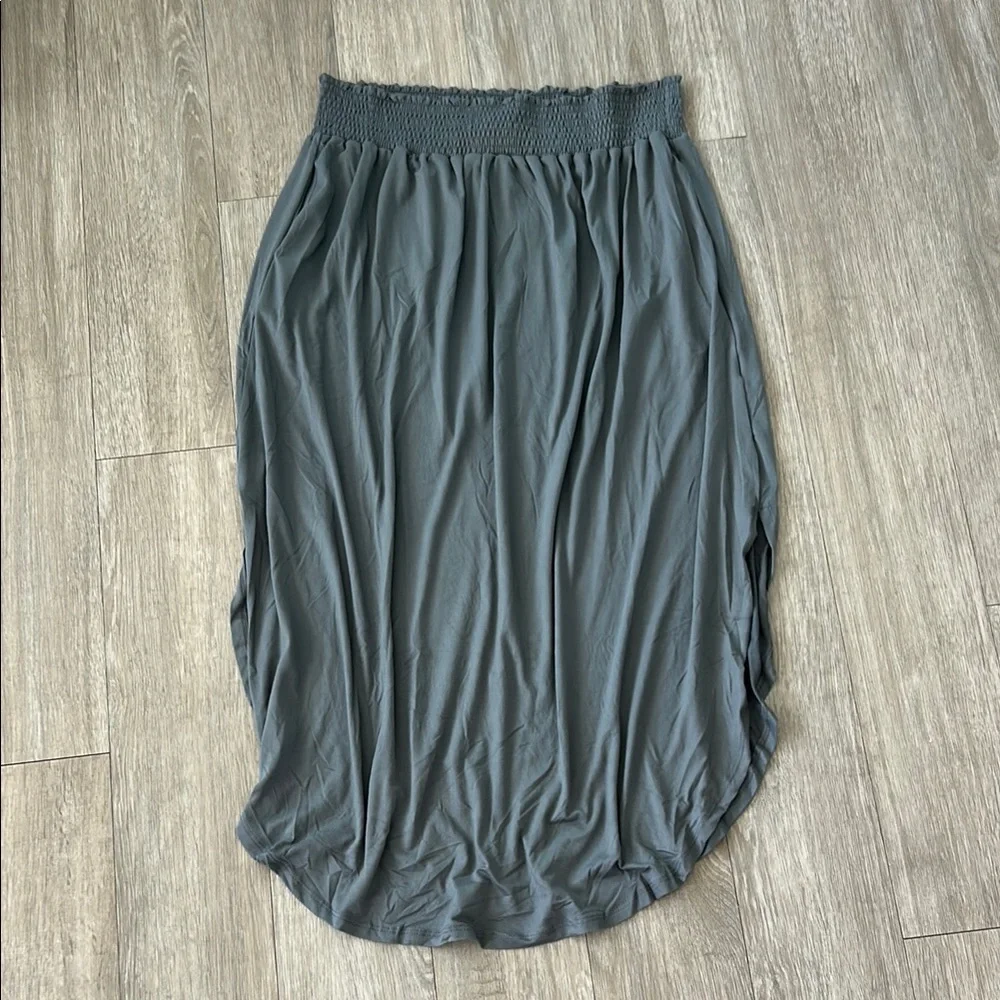 Classy Gray Maxi Skirt - Picture 2 of 7